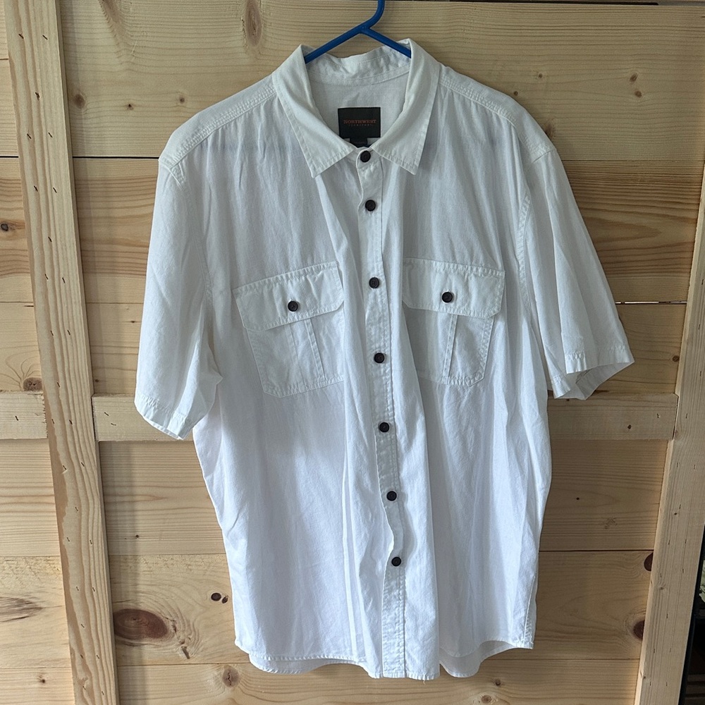 Northwest Men's White Casual Button Down Shirt